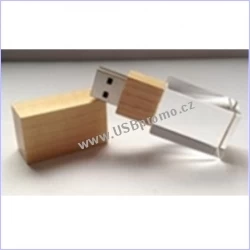 dřevěný flash disk se skleněnou částí