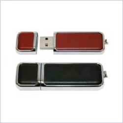 kožený flash disk